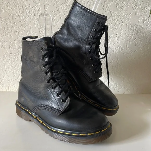Dr. Martens | Shoes | Copy Vintage Doc Dr Martens 9s 460  display picture 1